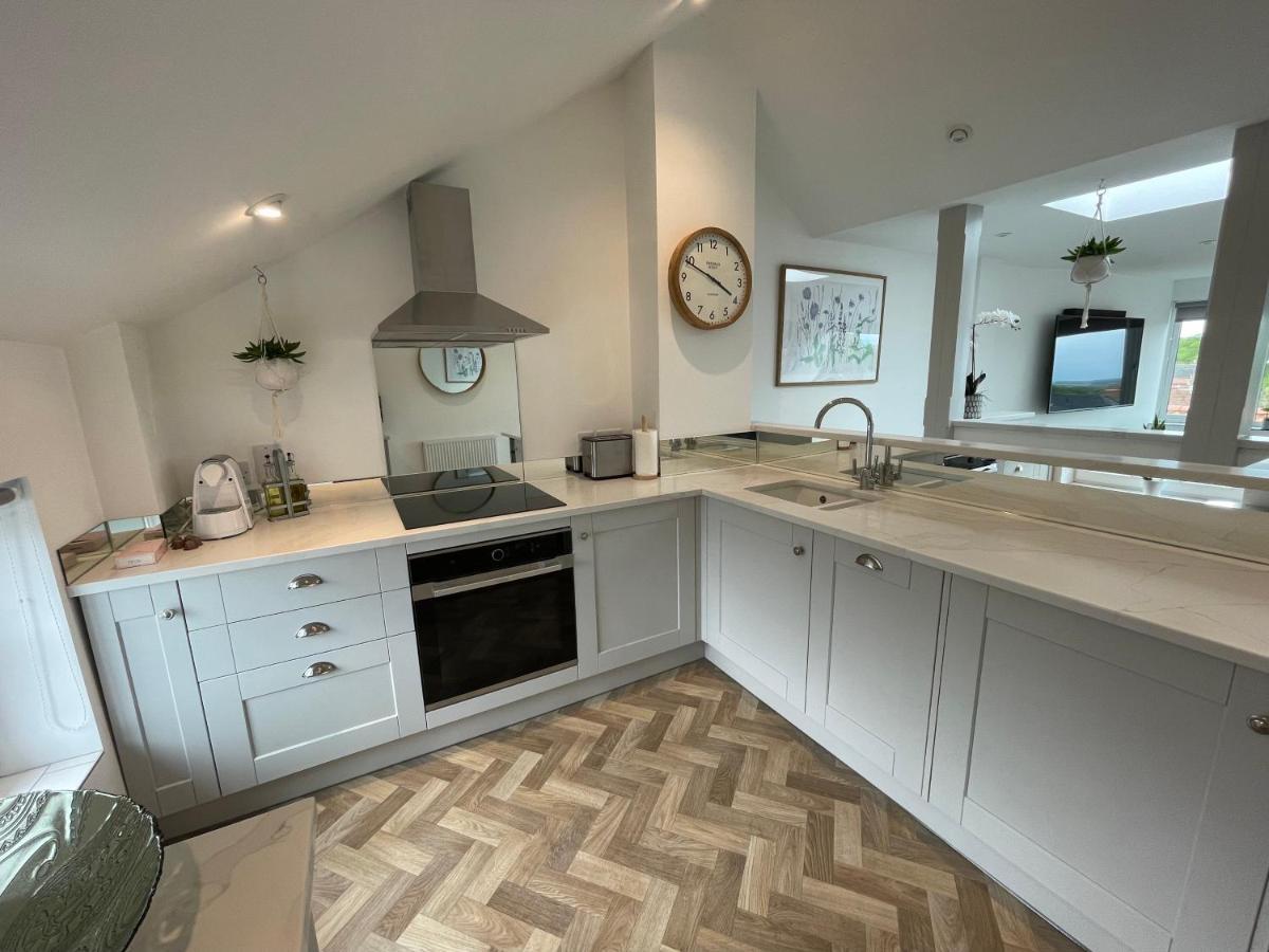 Lees Lookout Holt ,2 Bedroom Luxury Apartment With Private Parking Zewnętrze zdjęcie