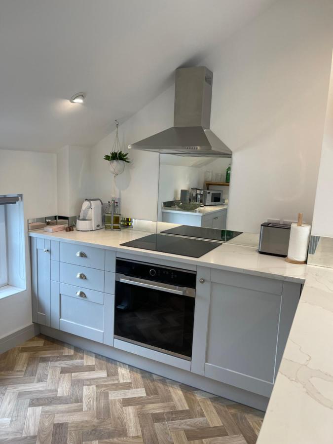Lees Lookout Holt ,2 Bedroom Luxury Apartment With Private Parking Zewnętrze zdjęcie